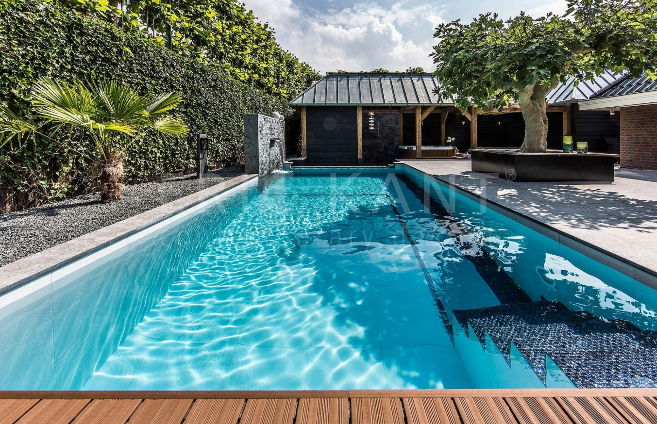 Servicii Profesionale Reparații Piscine